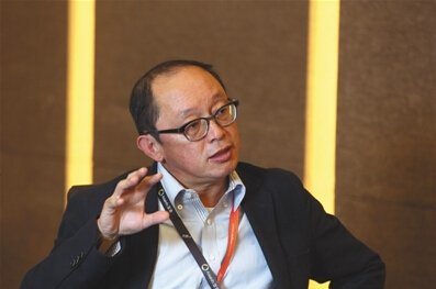 亚信集团董事长_董事长办公室图片