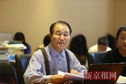 75岁韩国留学生在华获第二个博士学位 曾任检
