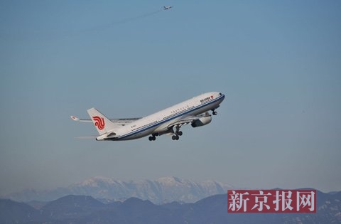 今日北京空气质量达到优级 在首都机场可拍到山区积雪