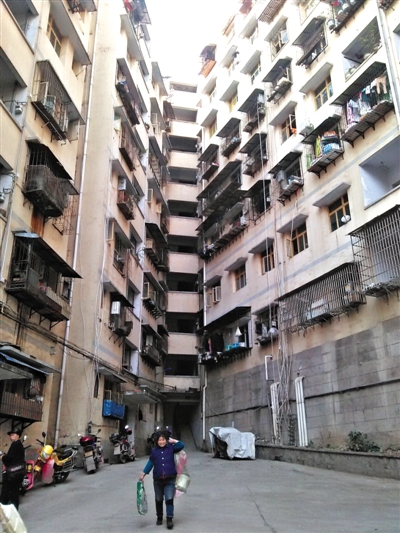 被侵占的移民统建房 - 新进青年 - 新进青年的博客 被侵占的移民统建房 - 新进青年 - 新进青年的博客