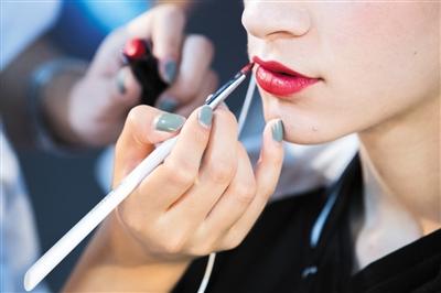 年轻化进程加速 助力美妆行业升级